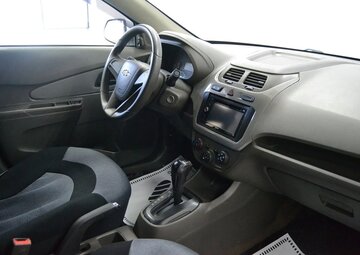 Chevrolet Cobalt Вид 5